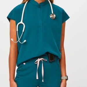 Figs Rafaela scrub top-Caribbean Blue-size medium
